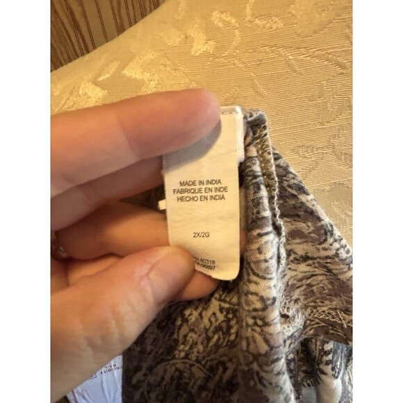 Lucky Brand Women's Plus Size 2X T-Shirt Top Casual Gray Print Short Sleeve - Picture 8 of 9